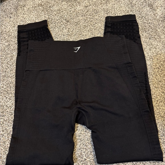 Gymshark Black Leggings - Picture 2 of 4